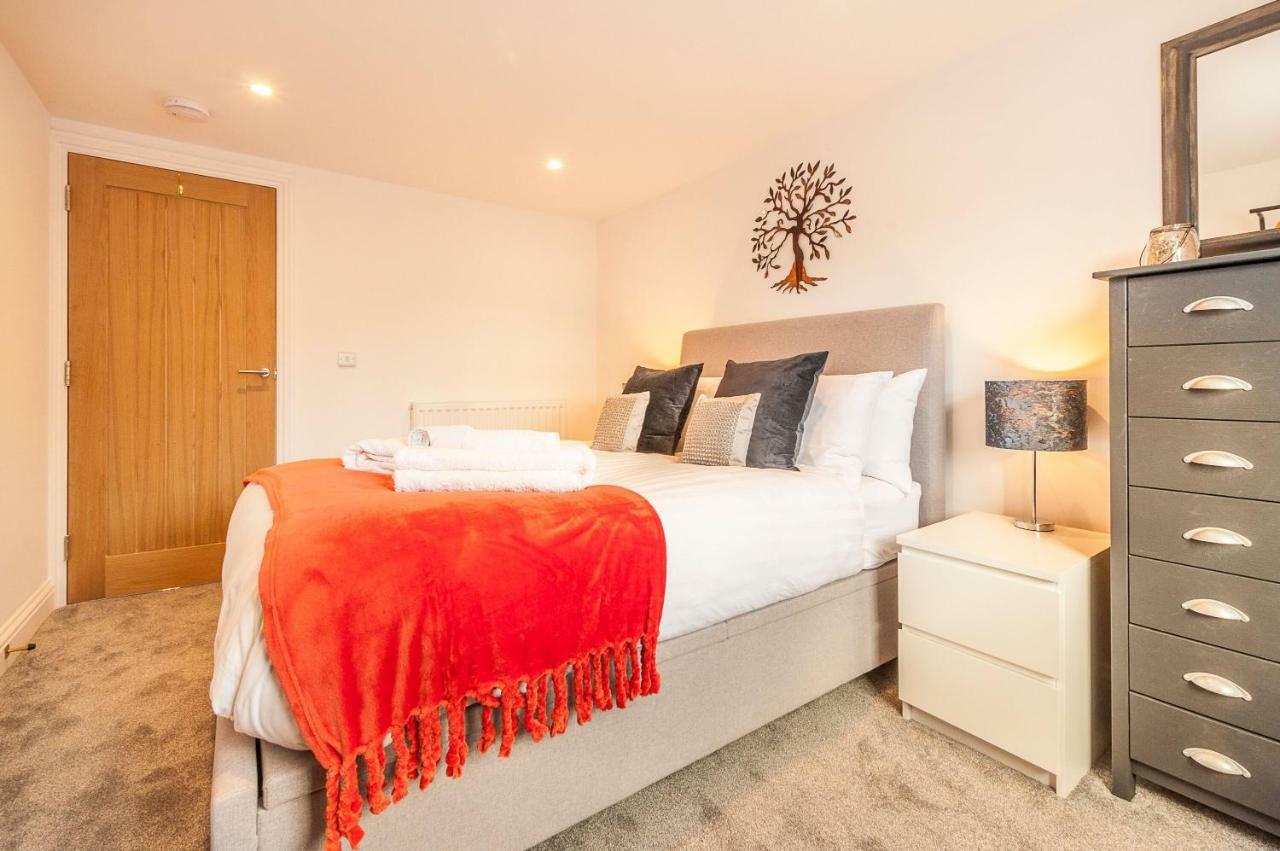 Pure B - Exceptional Views Of Tamar & Royal William Yard With Free Parking & Wifi Lägenhet Plymouth Exteriör bild