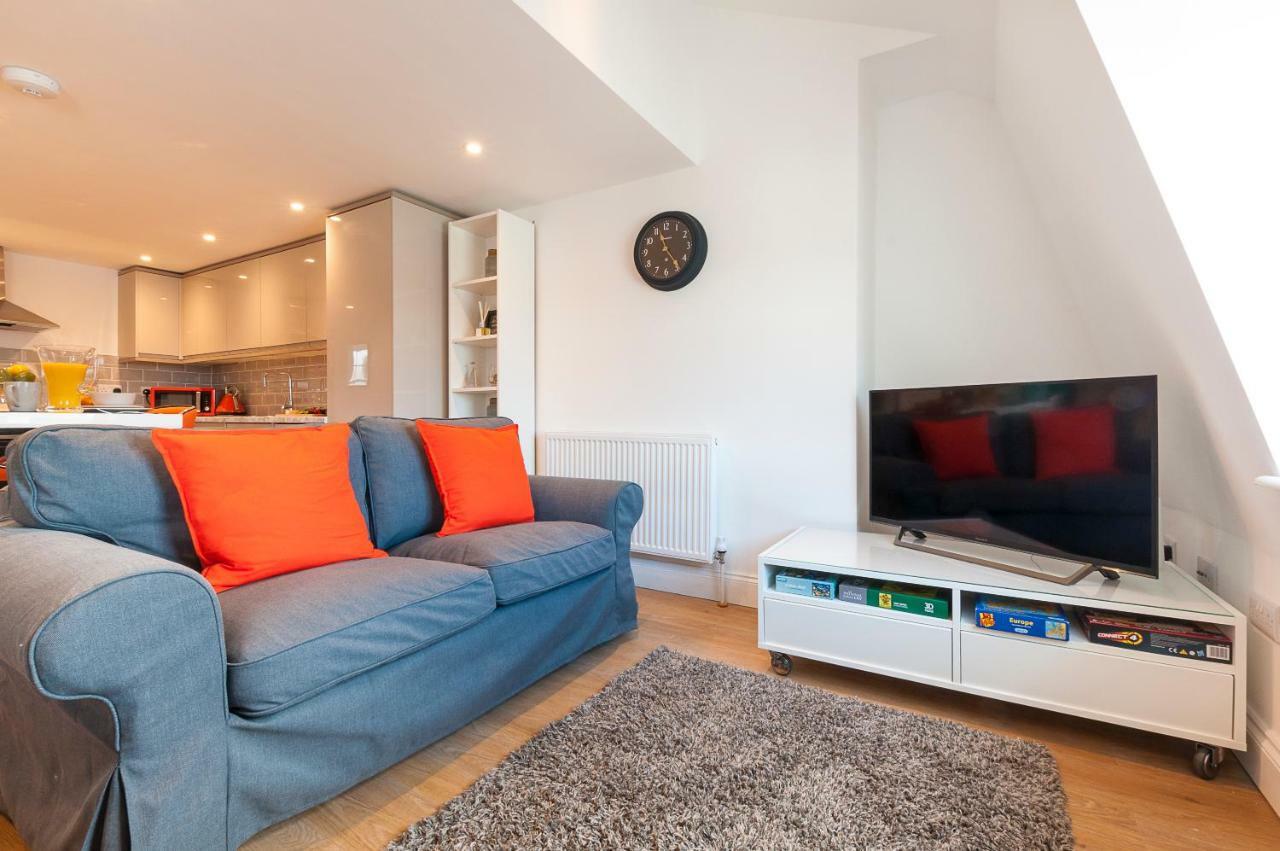 Pure B - Exceptional Views Of Tamar & Royal William Yard With Free Parking & Wifi Lägenhet Plymouth Exteriör bild