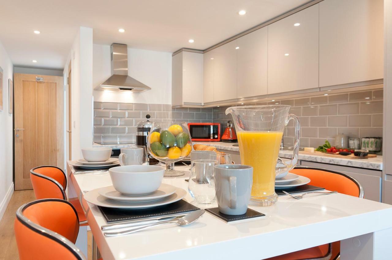 Pure B - Exceptional Views Of Tamar & Royal William Yard With Free Parking & Wifi Lägenhet Plymouth Exteriör bild